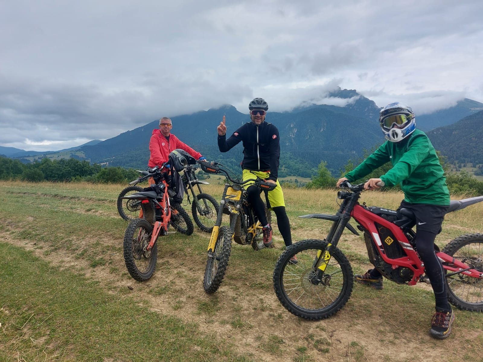 Jazdy na elektrických motorkách Talaria a Sur-Ron