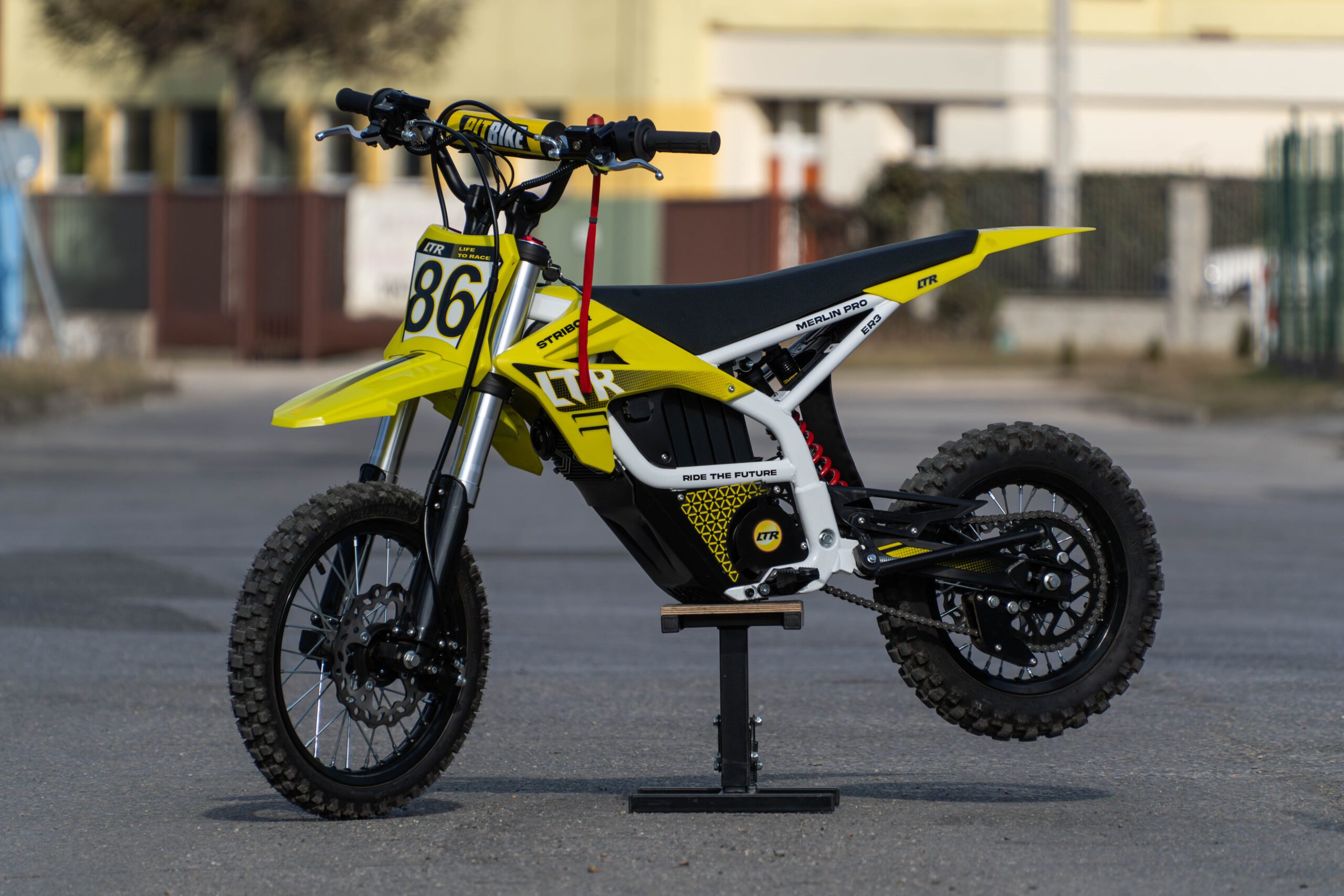 Detská elektrická motorka Stribor Merlin Pro